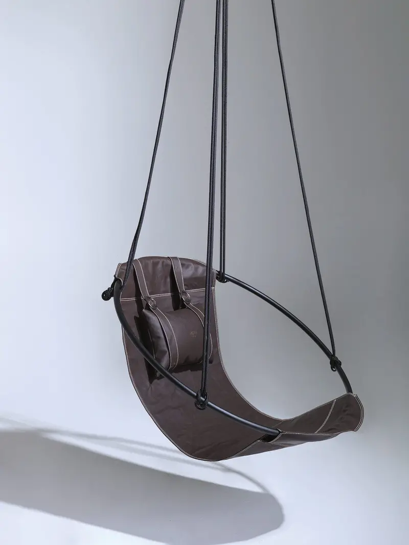 Dark Brown Leather Hanging Chair – Deep-Tone Suspended Lounger 1