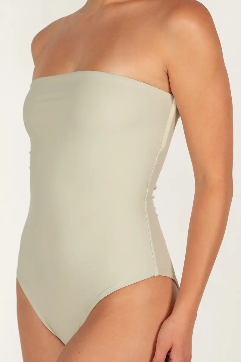Kea Flattering One-Piece – Limited-Time Deal 1