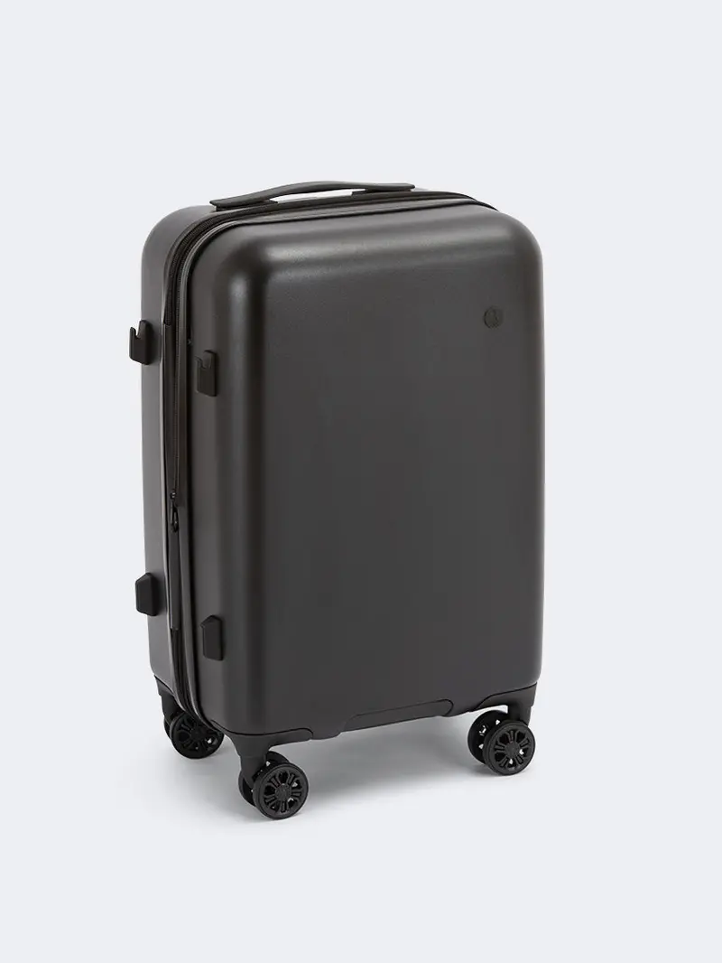 Oil & Gaz 20-Inch Unisex Lifestyle Lightweight Luggage In Black 1