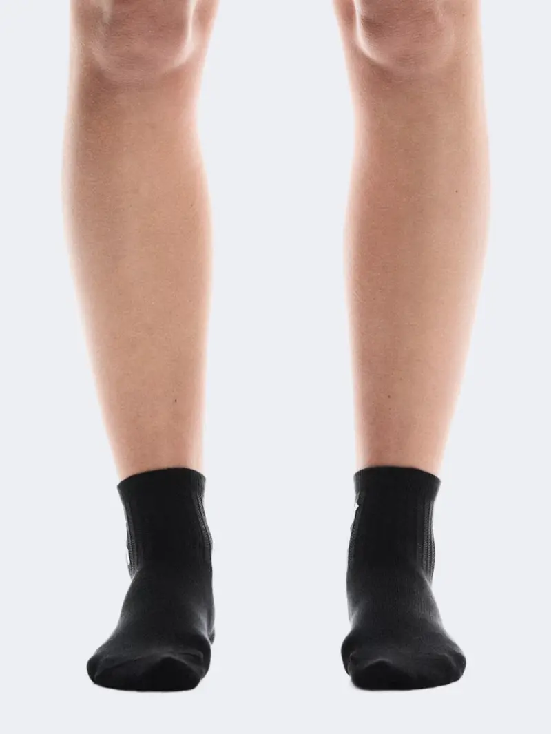 On Logo Mid 3P Unisex Everyday Socks – Black 1