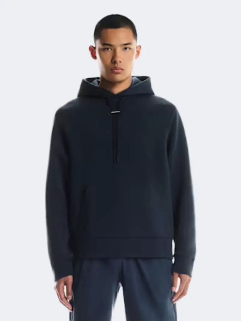 On Men'S Focus Tech Hoodie 1 In Navy 1