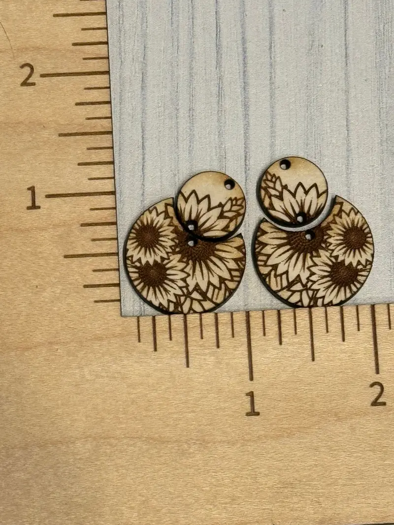 Sunflower Circle Cutout Claw Clip 1